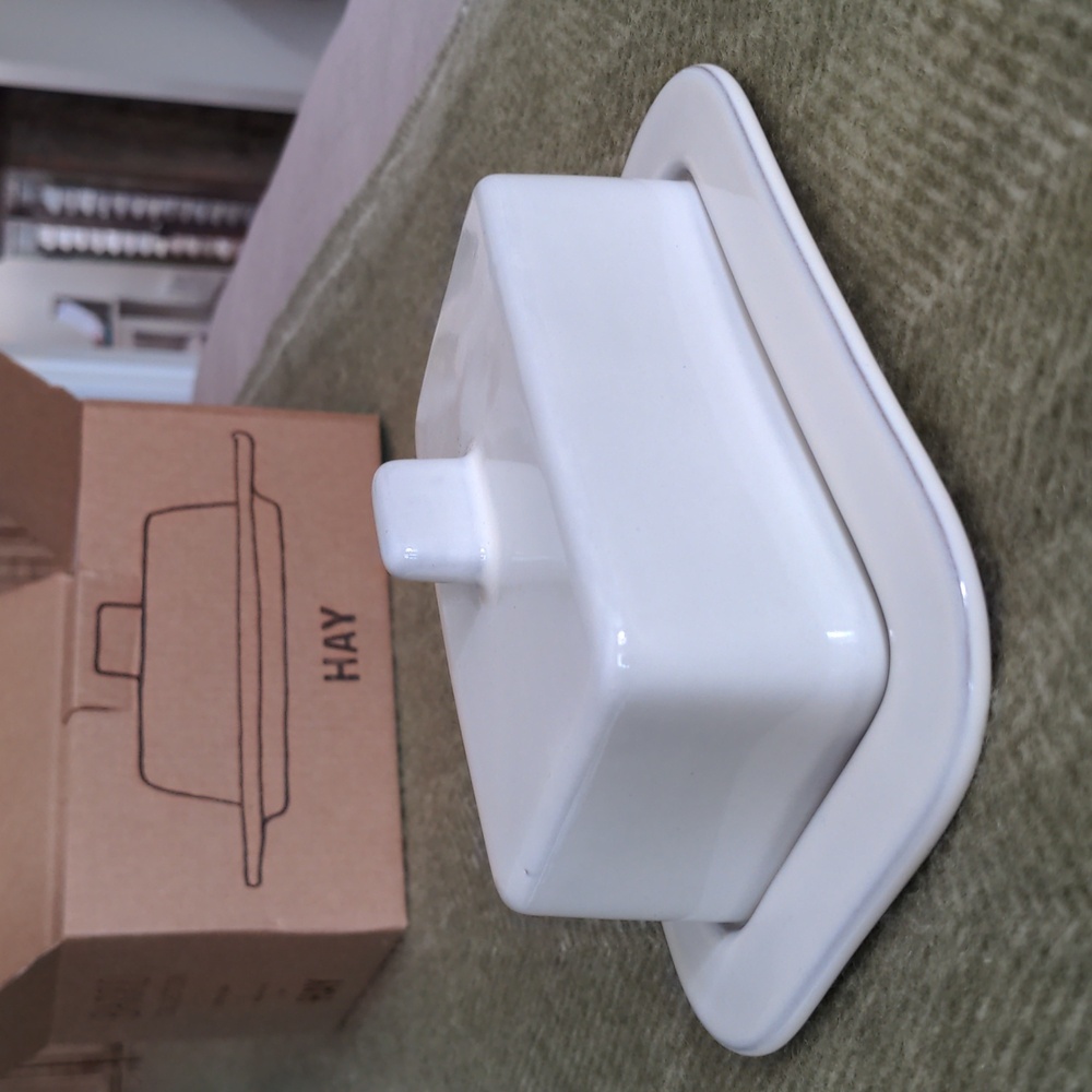 Barro Butter Dish Off-white Ceramic, Pereira Office Portugal, Dishwasher Safe